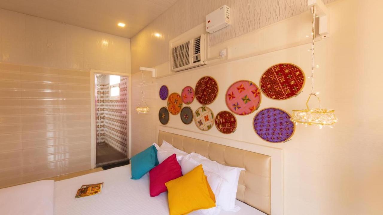 Madpackers Amritsar Bunks, Rooms, & Community エクステリア 写真